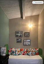 Load image into Gallery viewer, THE VOICE RETREAT, In Sicily - CASETTA CONDIVISA
